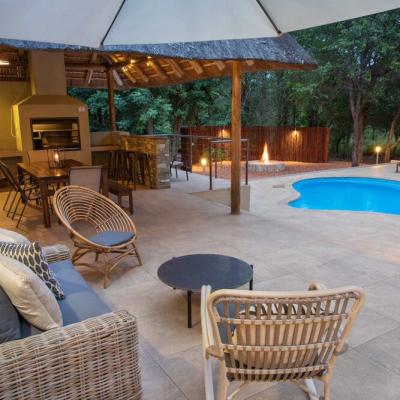Kingly Patio